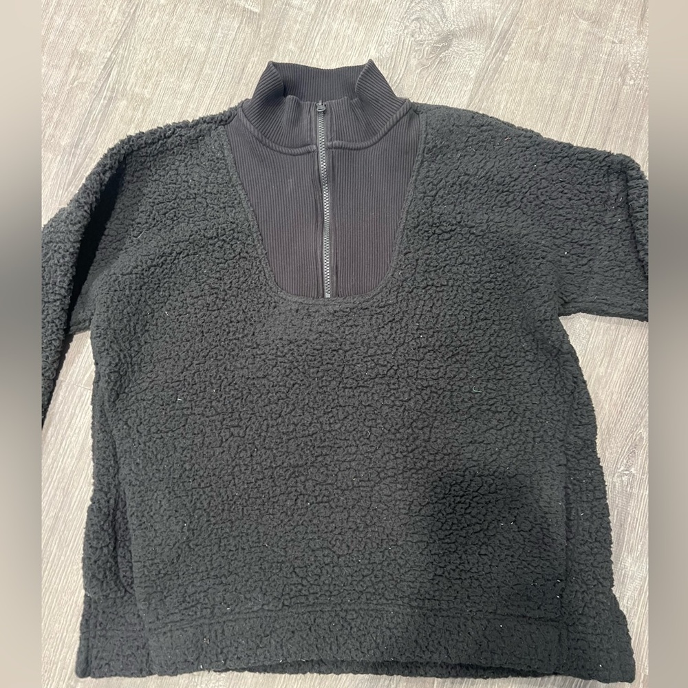 Aerie women’s pullover fleece